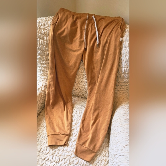 Vuori Women's Flaz Heather Performance Jogger, Size M - #VW303 - Picture 2 of 8